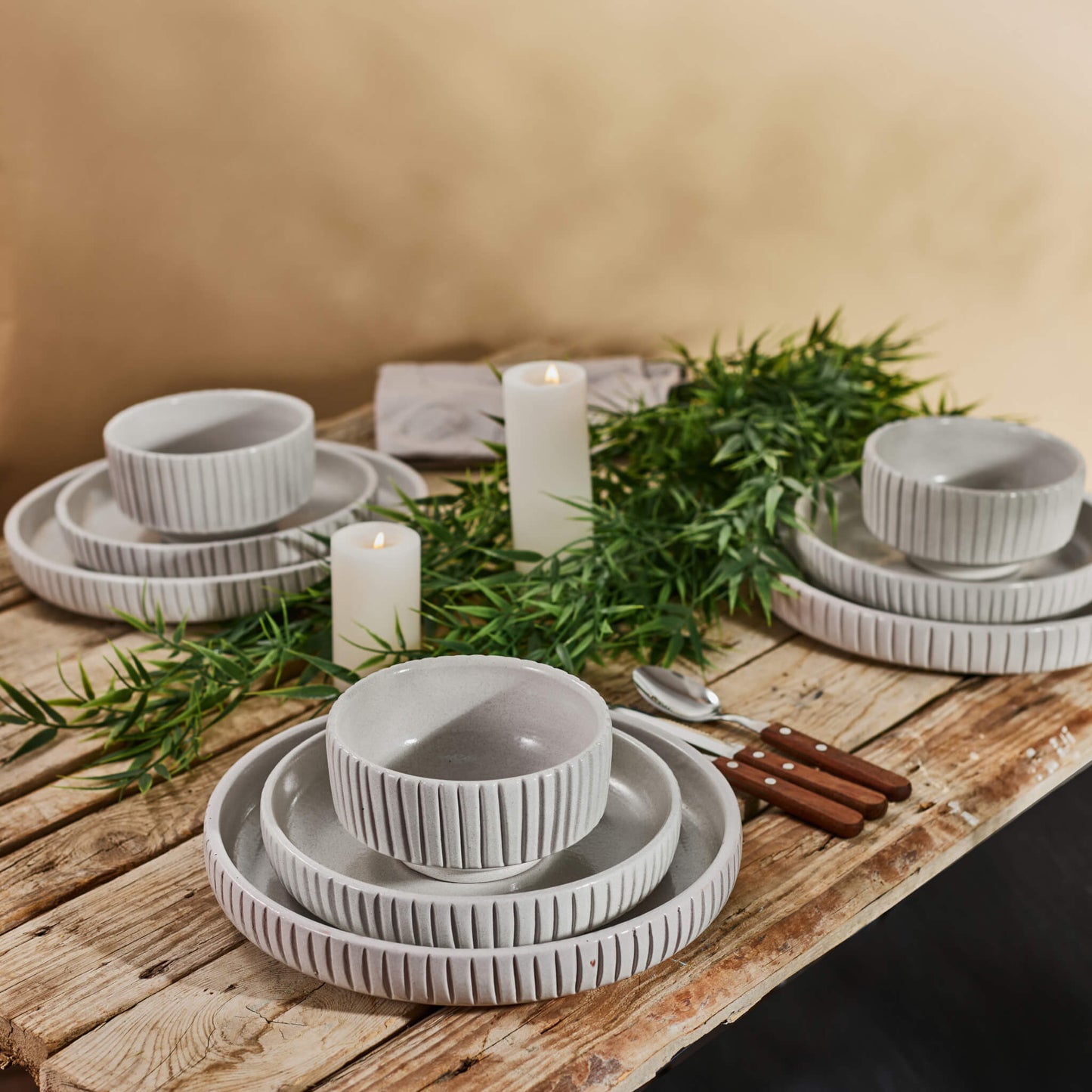 Greyish Lines Dinnerware Set